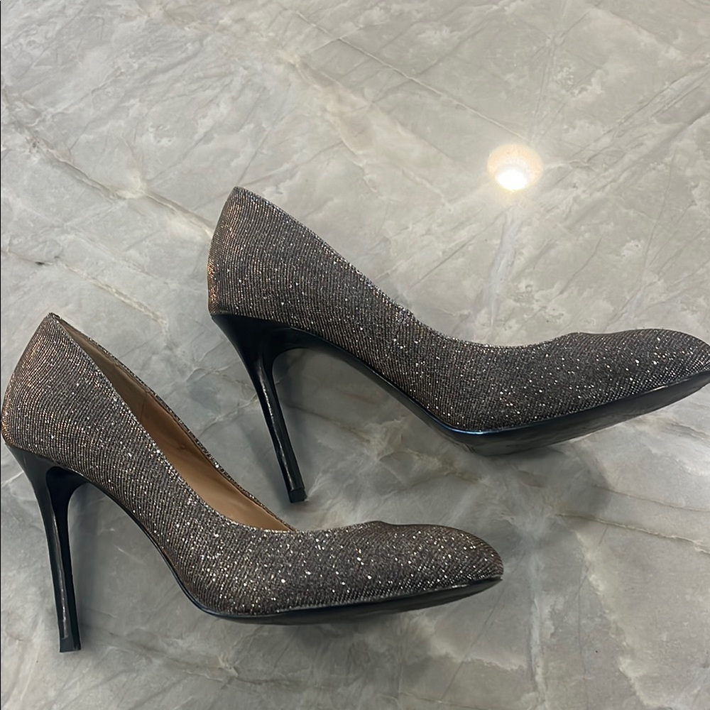 Banana Republic metallic Heels Classic Pumps - Picture 3 of 6